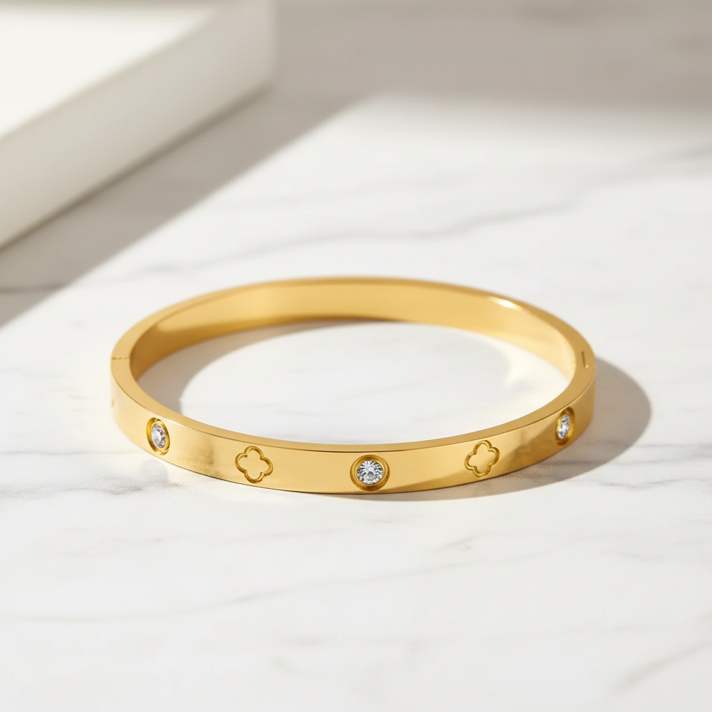 Clover Bangle — marmur