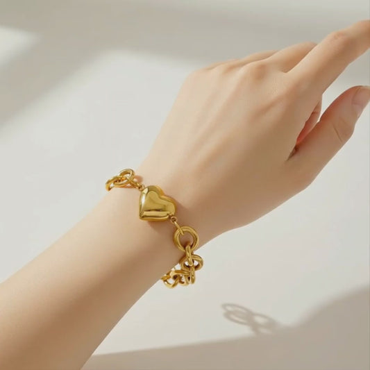 Gold Heart Chain Bracelet